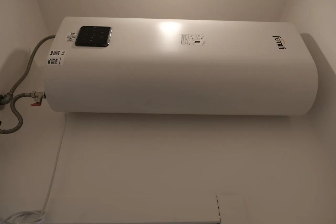 I Host Apartment - Val Strona 3 Milan Italy
