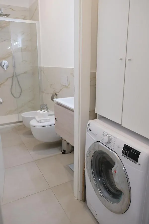 I Host Apartment - Val Strona 3 Milan